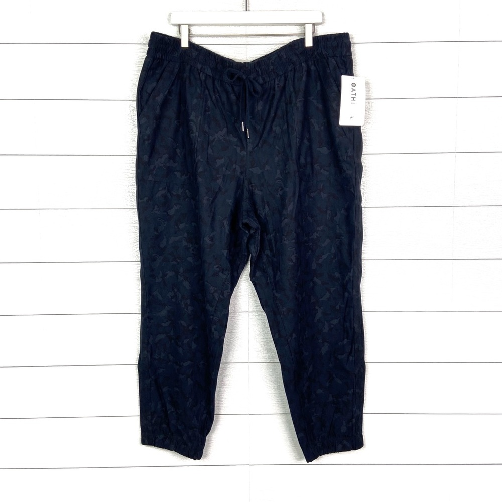 NWT ATHLETA Farallon Jogger Pants Navy Blue Camo 22 Plus New - Picture 7 of 10